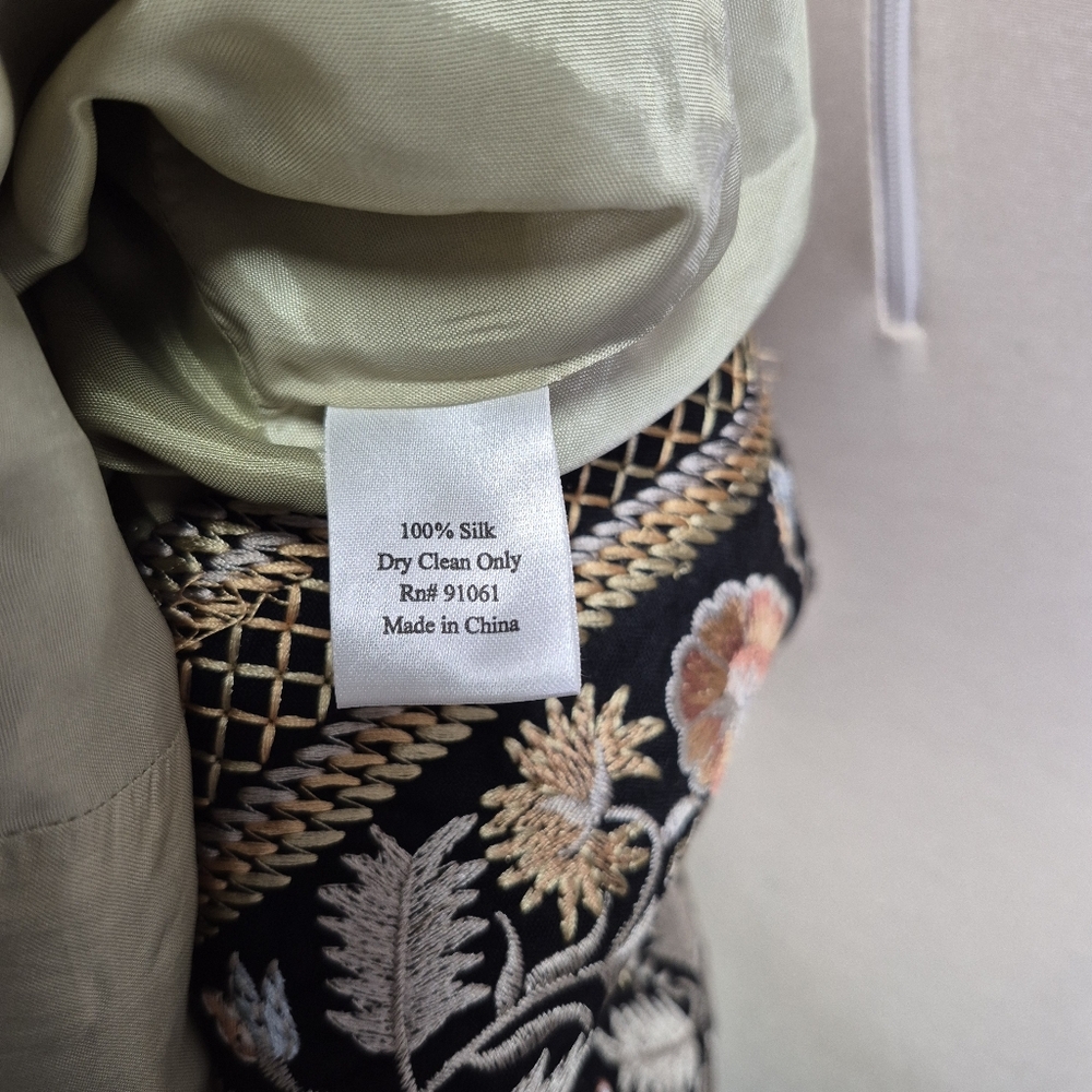 Johnny Was Biya 100% Silk Embroidered Jacket Size S - Picture 10 of 16
